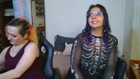 Snapshot of evelan123 chatting on October 29, 2025, 9:05 pm Chulal online show from October 29, 2025, 9:05 pm