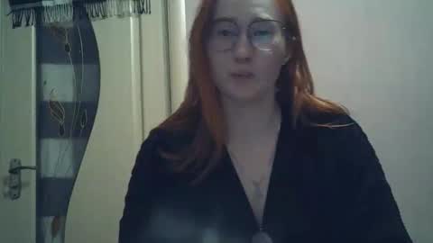 Evelina online show from February 9, 2026, 6:45 pm