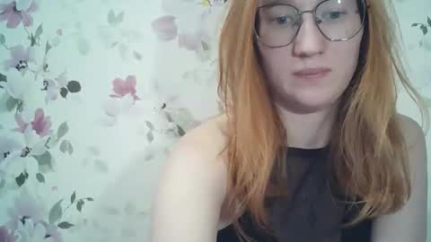 Evelina online show from May 3, 2026, 2:34 pm