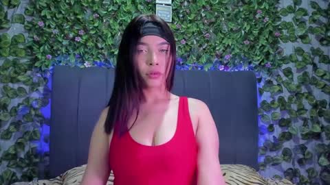 Snapshot of evelin_33 chatting on September 22, 2025, 9:06 pm E V E L I N online show from September 22, 2025, 9:06 pm