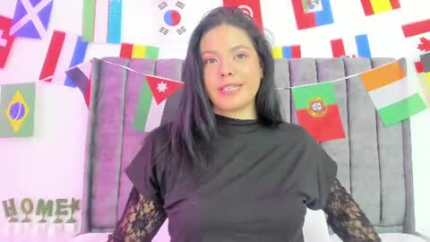 Snapshot of evelin__thompsson chatting on June 30, 2026, 3:18 am evelin__thompsson online show from June 30, 2026, 3:18 am
