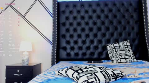 Evelin online show from January 9, 2025, 3:44 pm