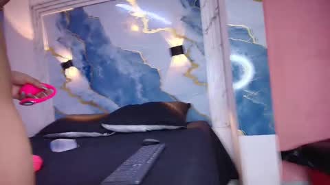 Snapshot of evelin_thompsson chatting on September 25, 2025, 3:10 am cielo online show from September 25, 2025, 3:10 am