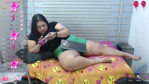 Snapshot of evelin_zaens chatting on December 26, 2024, 6:54 pm evelin zaens online show from December 26, 2024, 6:54 pm