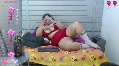Snapshot of evelin_zaens chatting on December 31, 2024, 9:50 pm evelin zaens online show from December 31, 2024, 9:50 pm