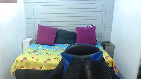 Snapshot of evelin_zaens chatting on February 9, 2025, 4:14 am evelin zaens online show from February 9, 2025, 4:14 am