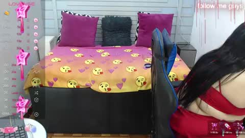 Snapshot of evelin_zaens chatting on February 21, 2025, 7:34 am evelin zaens online show from February 21, 2025, 7:34 am