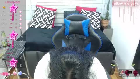 Snapshot of evelin_zaens chatting on March 4, 2025, 9:07 am evelin zaens online show from March 4, 2025, 9:07 am