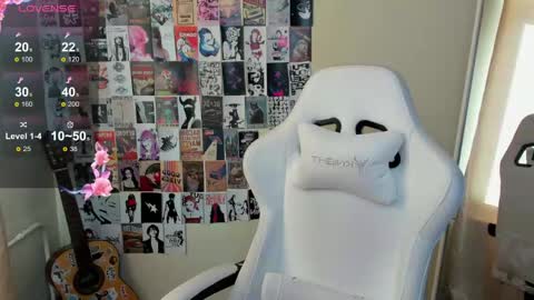 Evelina online show from June 6, 2026, 1:21 am