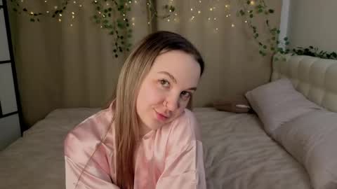 Eveline online show from May 18, 2026, 8:14 pm