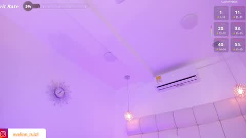 Snapshot of evelinn_ruiz chatting on September 25, 2025, 7:06 pm Evelinn online show from September 25, 2025, 7:06 pm