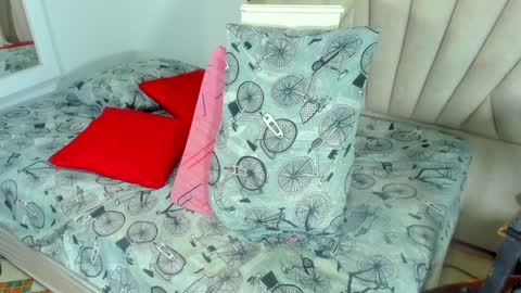 DAYANITA online show from December 18, 2024, 10:24 pm