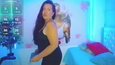 Juliana online show from January 17, 2025, 7:16 pm
