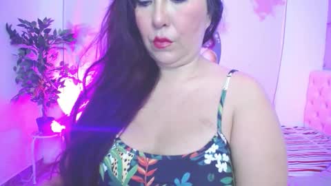 Juliana online show from September 14, 2025, 7:02 pm