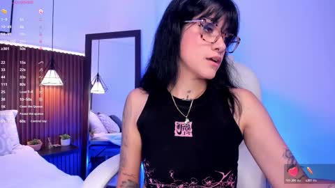 evelyn online show from October 18, 2025, 2:47 am