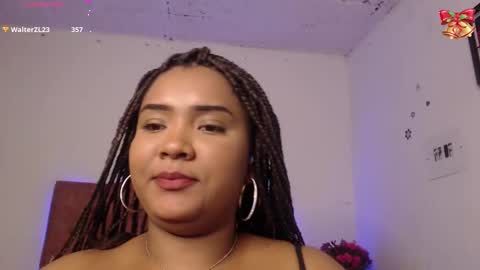 Evelyn Sandoval online show from December 26, 2024, 5:37 am