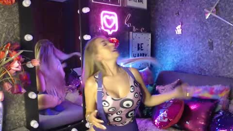 EvelynaGrey online show from December 13, 2024, 6:21 am