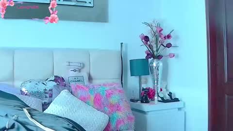 Snapshot of evelynagrey chatting on September 24, 2025, 11:35 am EvelynaGrey online show from September 24, 2025, 11:35 am