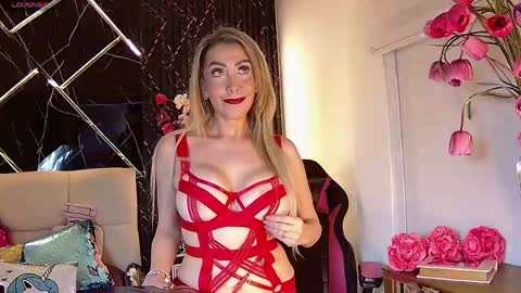 EvelynaGrey online show from May 3, 2026, 5:46 am