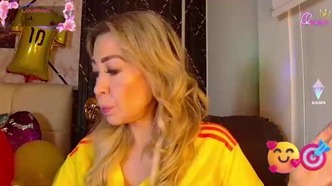 Snapshot of evelynagrey chatting on July 2, 2026, 9:15 am EvelynaGrey online show from July 2, 2026, 9:15 am