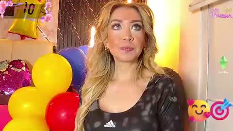 Snapshot of evelynagrey chatting on July 3, 2026, 8:43 am EvelynaGrey online show from July 3, 2026, 8:43 am