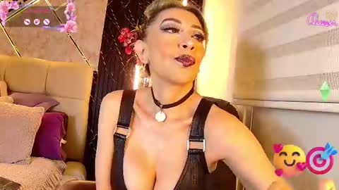 Snapshot of evelynagrey chatting on July 24, 2026, 3:32 pm EvelynaGrey online show from July 24, 2026, 3:32 pm