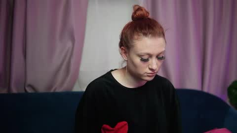  Evelyn  online show from May 24, 2026, 8:03 pm