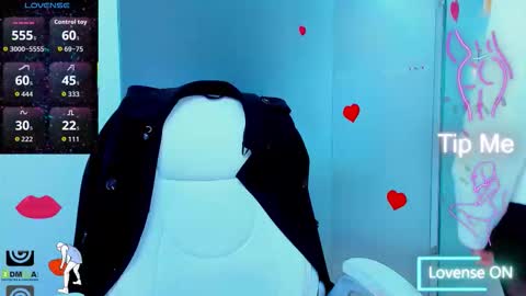 evelyne_rose online show from November 21, 2025, 6:23 am