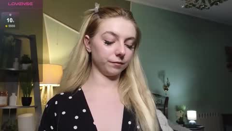 Ever online show from February 14, 2025, 6:40 pm