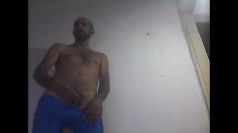 Snapshot of everaldosantos chatting on January 24, 2025, 12:52 am everaldosantos online show from January 24, 2025, 12:52 am