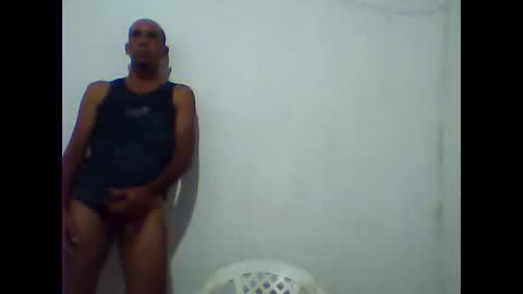 Snapshot of everaldosantos chatting on March 1, 2026, 9:39 pm everaldosantos online show from March 1, 2026, 9:39 pm