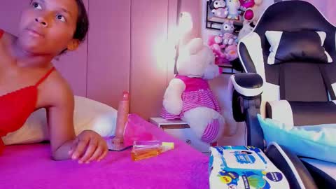 everly_smitth online show from September 26, 2025, 8:24 pm