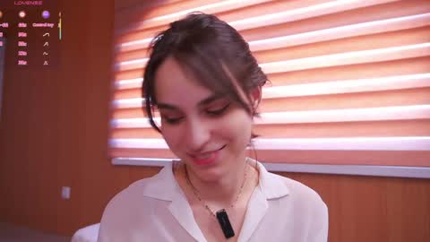 Snapshot of evervessi chatting on April 15, 2026, 10:00 am Anita online show from April 15, 2026, 10:00 am