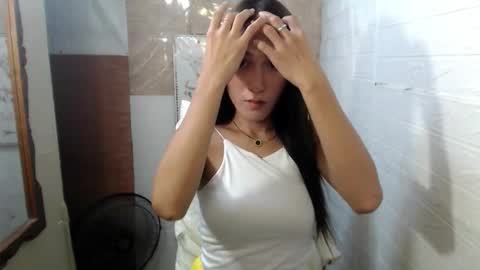 Chloe mae online show from October 11, 2025, 9:30 am