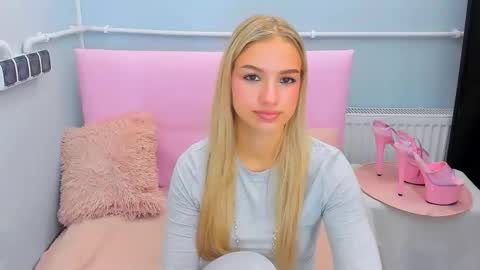 Snapshot of evettegold chatting on October 16, 2025, 3:46 pm Eve online show from October 16, 2025, 3:46 pm