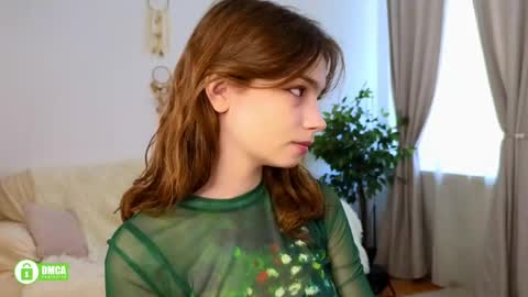 evi_brook online show from May 6, 2026, 12:21 pm