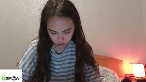 evi_woow online show from May 20, 2026, 9:21 pm