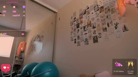 Evie Luna online show from May 10, 2026, 7:52 pm