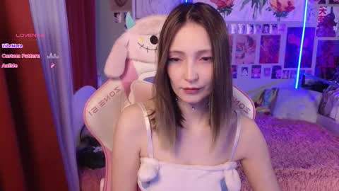 Snapshot of evie_rosen chatting on March 14, 2026, 1:23 am Evie online show from March 14, 2026, 1:23 am