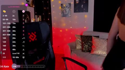 Evie online show from December 22, 2024, 9:42 pm