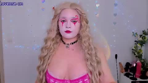 evilla_brill online show from June 17, 2026, 11:23 am