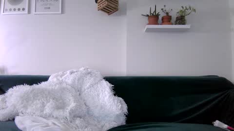 Badblondebunny online show from May 18, 2026, 12:51 am