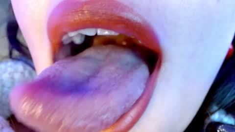 Evoleth online show from January 17, 2025, 9:17 am