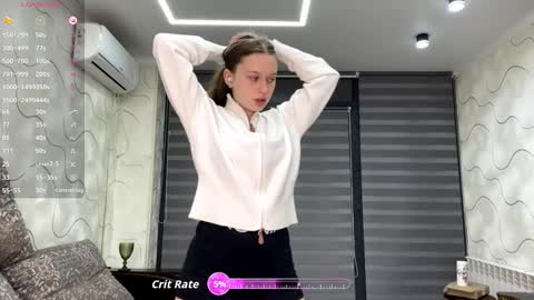 Eva online show from October 14, 2025, 3:46 pm