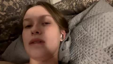 Eva online show from December 14, 2025, 8:24 pm