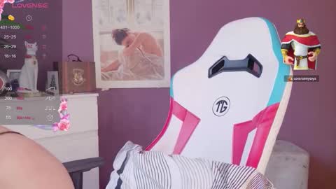 evva_foxxy online show from February 3, 2026, 12:43 pm