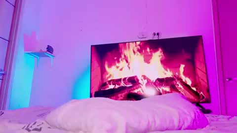 evva_foxxy online show from July 28, 2026, 1:43 pm