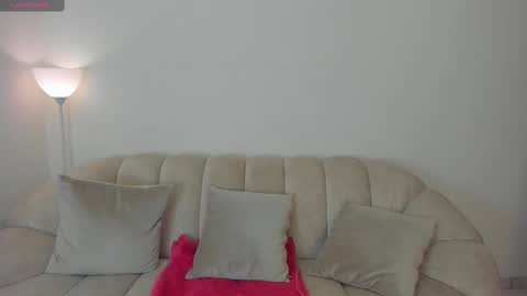 Snapshot of evva_moon69 chatting on February 25, 2025, 12:34 pm Evva online show from February 25, 2025, 12:34 pm