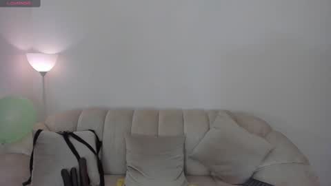 Snapshot of evva_moon69 chatting on February 28, 2025, 3:37 pm Evva online show from February 28, 2025, 3:37 pm