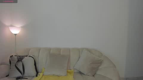Snapshot of evva_moon69 chatting on March 5, 2025, 12:33 pm Evva online show from March 5, 2025, 12:33 pm